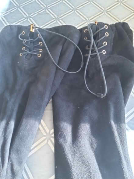 Photo of free suede boots size 5 (White City, W12) #2