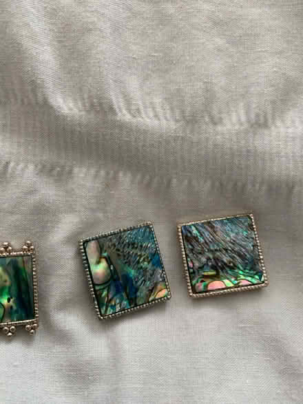 Photo of free Broken jewellery (M32) #1