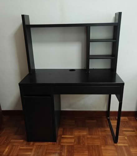 Photo of free Study desk (Pasir Panjang Road) #1