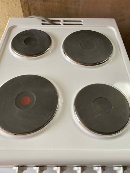 Photo of free Electric cooker like brand new (Gidlow WN6) #2