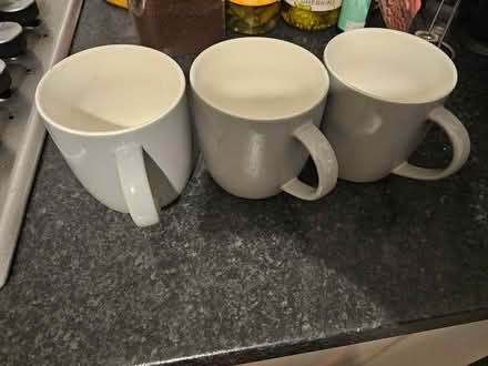 Photo of free 3x mugs (Ilford, IG1) #1