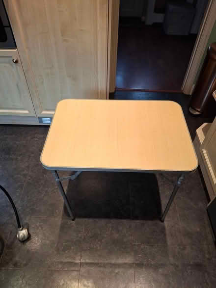 Photo of free fold up table (cr04df) #1