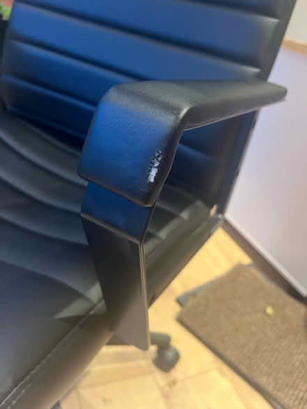 Photo of free Black office chair (BN41) #3