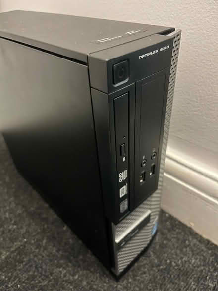 Photo of Old computers and laptops (Racecourse area BN2) #3