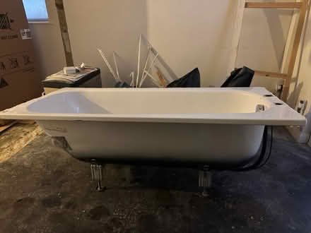 Photo of free Enamel tub - reuse/sell for scrap (West Dulwich, SE21) #2
