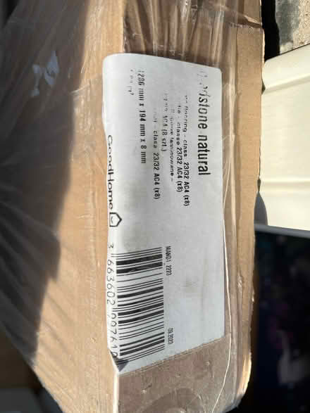 Photo of free laminate flooring (Goldenacre EH3) #2