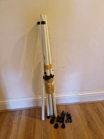 Photo of free Telescopic clothes rail (Redland BS6) #3