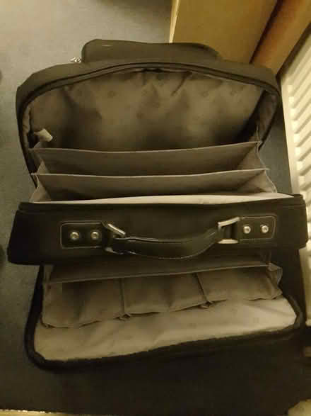 Photo of free Small case/briefcase/laptop bag (HP13 near railway station) #2