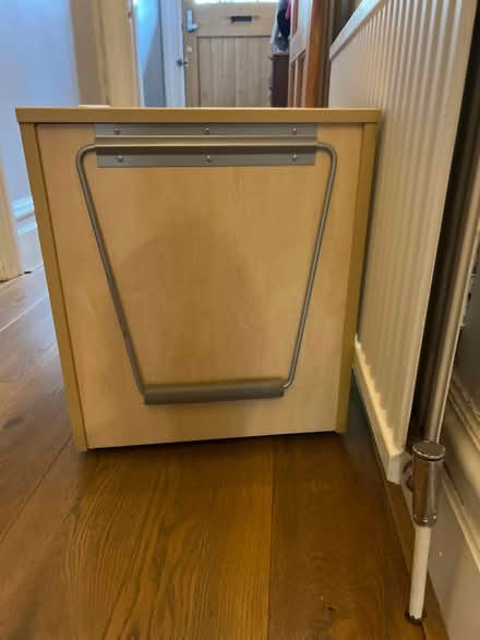 Photo of free Filling Cabinet, under desk suze (Hove BN3) #4