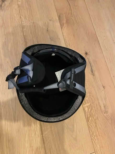 Photo of free Snowboarding/skateboarding helmet (South Bermondsey SE16) #4