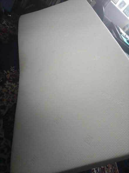 Photo of free Single memory foam mattress (Old Heath CO2) #1