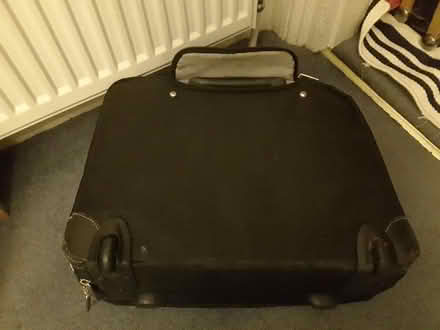 Photo of free Small case/briefcase/laptop bag (HP13 near railway station) #4