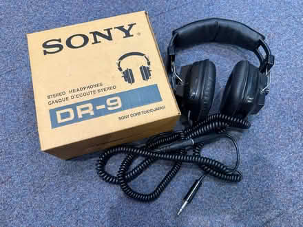Photo of free Sony DR-9 Headphones (The Hockering GU22) #1