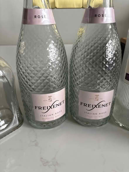 Photo of free Selection of glass bottles (BR3) #2