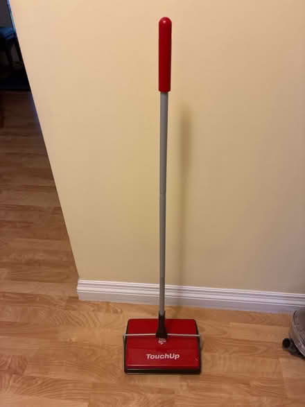 Photo of free Manual floor brush (Burnhamthorpe and Tomken) #2