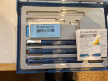 Photo of free Drawing pens (AB24) #1