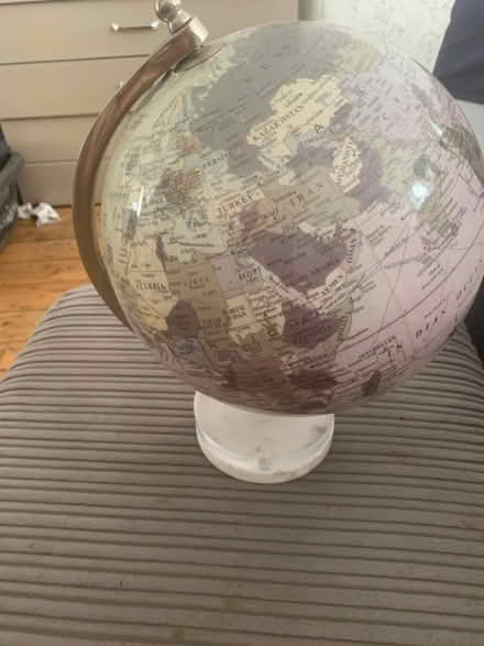 Photo of free Globe (M32) #1