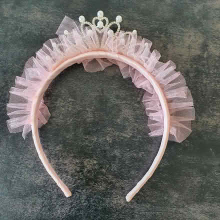 Photo of free Hair band for girls (Mount Faber) #1