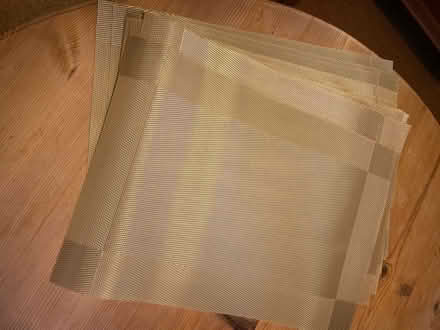 Photo of free 12 place mats (Wimbledon Park SW19) #3