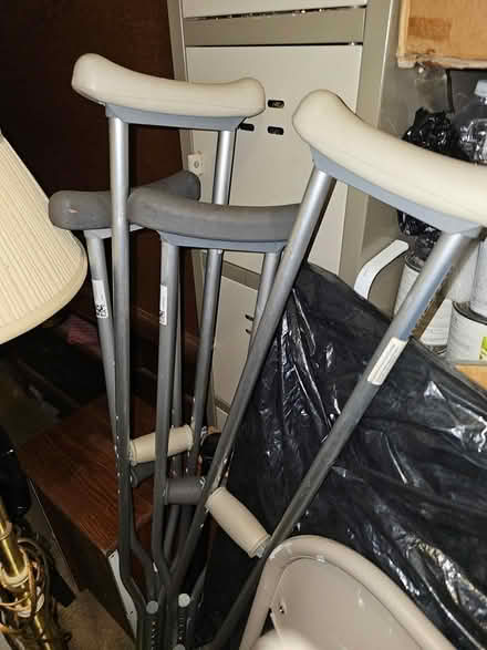 Photo of free VARIOUS Pick Up ASAP Sunnyside, Qu (Sunnyside 48th Street) #3
