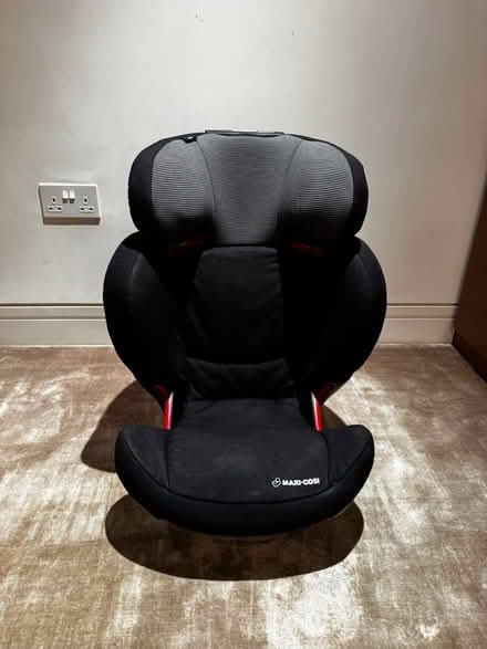 Photo of free Rodifix Maxi cosi Car seat (SW11) #2