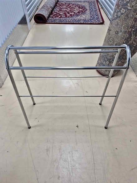 Photo of Towel rack (Walkley/Riverside) #1