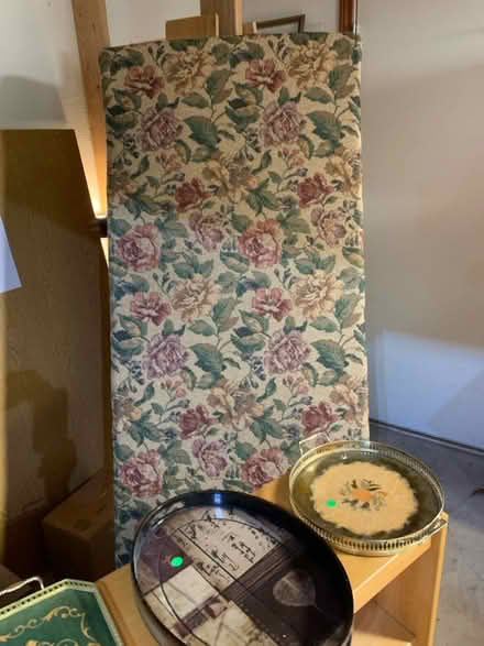 Photo of free Queen size headboard (2520 NW Pinehurst McMinnville) #1