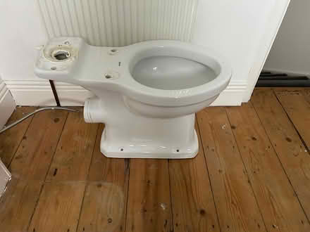 Photo of free Waverley toilet pan (Ballsbridge) #1