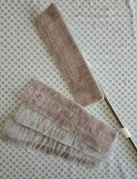 Photo of free Microfiber mop (Wallingford) #1