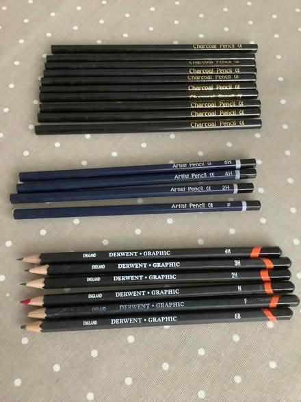 Photo of free Artist’s pencils (Warwick CV34) #1