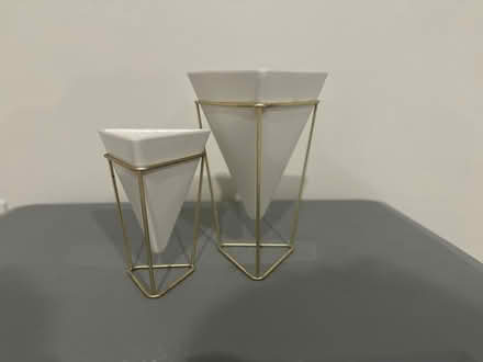 Photo of free Umbra vases ceramic (Markham) #1