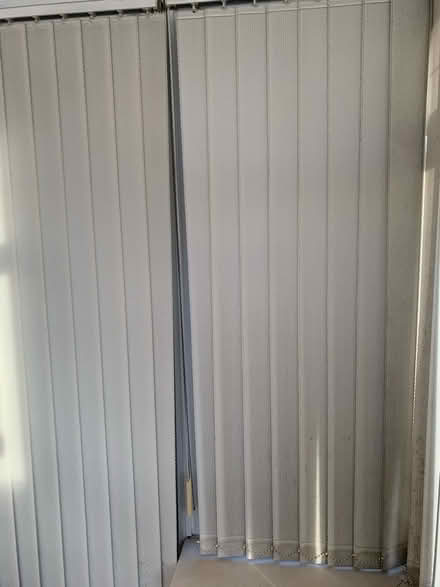 Photo of free 4 blinds (Kirkstall LS6) #3