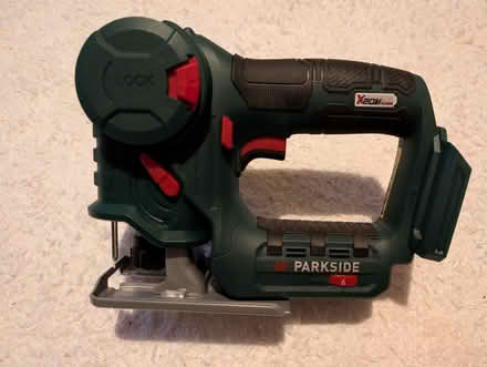 Photo of free Parkside saw (for parts/fixing) (Queens Park W10) #2