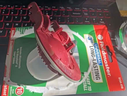 Photo of free Fluidmaster 3" universal toilet flapper new [20886] #1