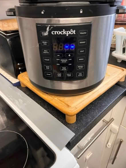 Photo of free crioc pot (LU2) #3