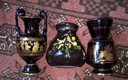 Photo of free Ornamental pots (Hoddesdon EN11) #1