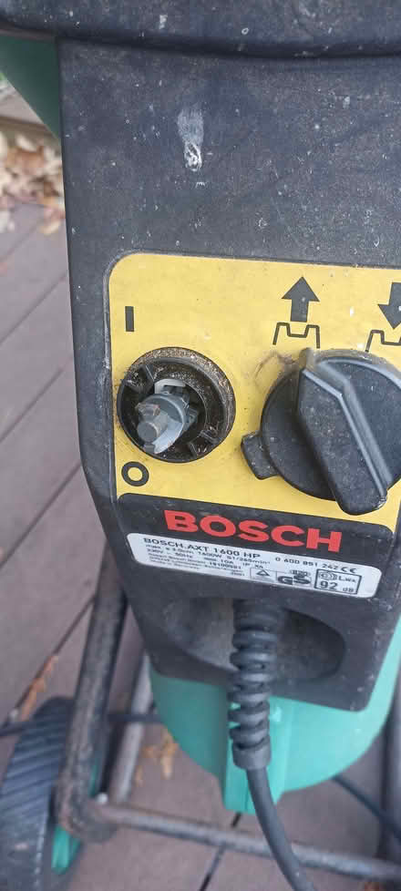 Photo of free Bosch garden shredder for spares or repair (Thrupp GL5) #4