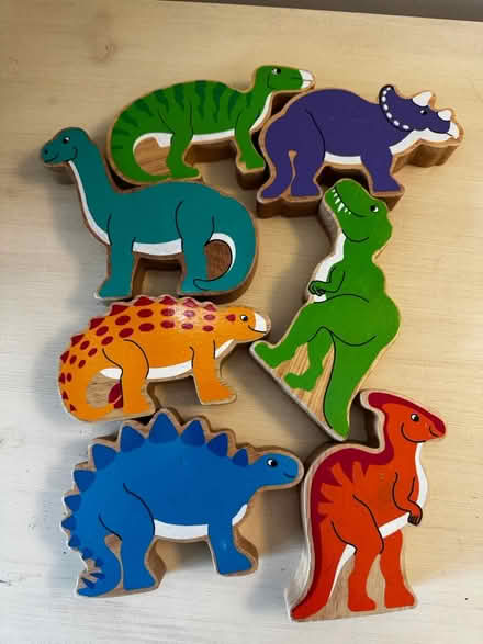 Photo of free Lanka Kada dinosaurs (Coalpit Heath BS36) #1
