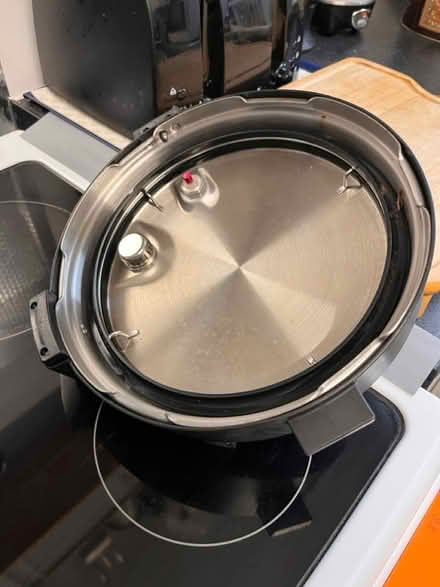 Photo of free crioc pot (LU2) #2