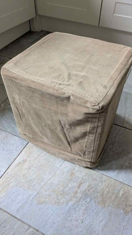 Photo of free Foam cube with cover (Kendal LA9) #2