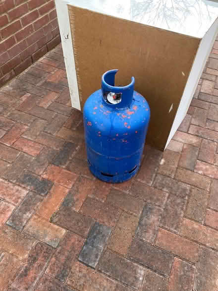 Photo of free Calor gas cannister (Mitcham) #1