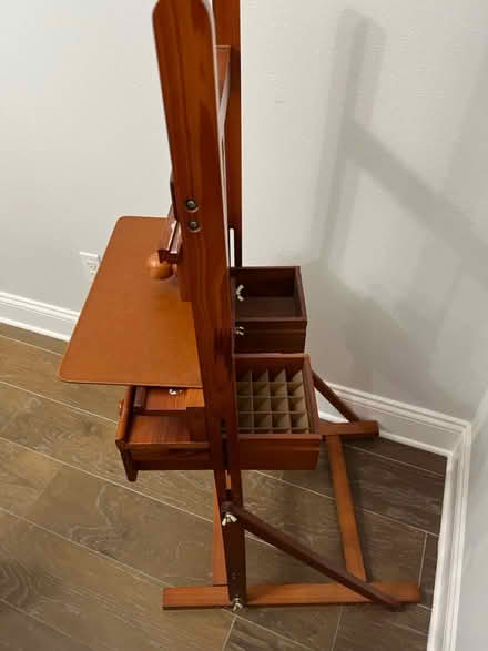 Photo of free Floor easel for painting (Oviedo) #3