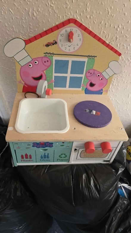 Photo of free Pepper pig wooden sink (Bellingham SE6) #1