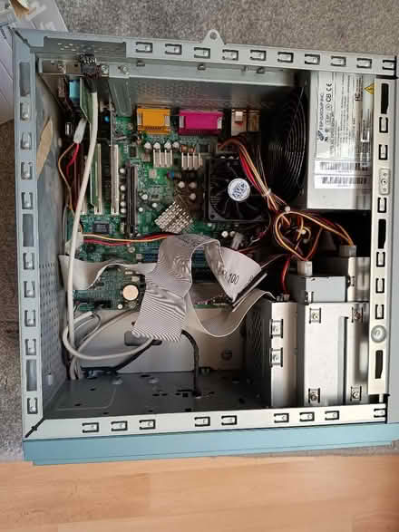 Photo of free PC Packard Bell. (Bilton CV22) #1