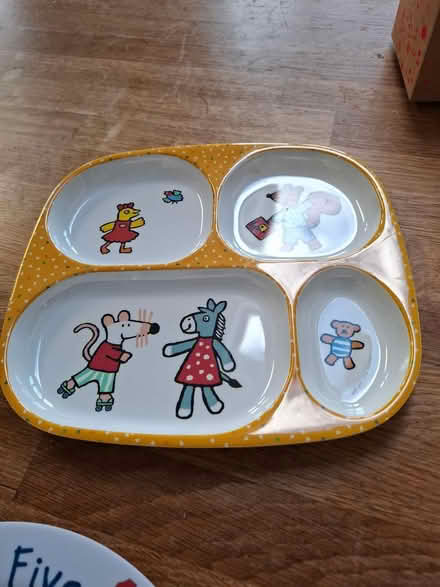 Photo of free Toddler plates (BA2) #2