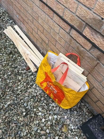 Photo of free Wood planter (Catshill Bromsgrove B61) #2