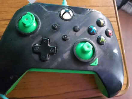 Photo of spares Xbox one (Halifax HX2) #1