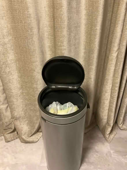 Photo of free Brabantia Bin 30l - top broken (Peel Hall Wythenshawe M22) #2