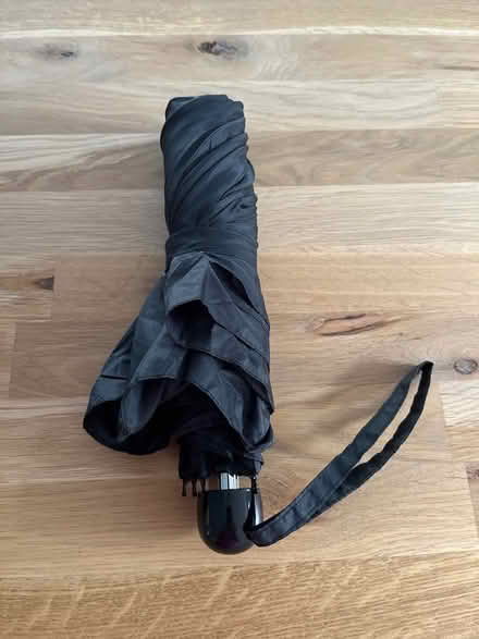 Photo of free Black handbag size umbrella (Winnersh RG41) #1