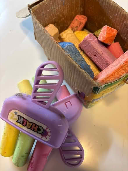Photo of free sidewalk chalk (Naperville) #1